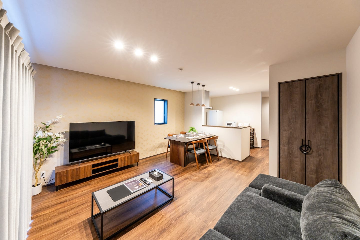 AMP FLAT Dazaifu Ekimae