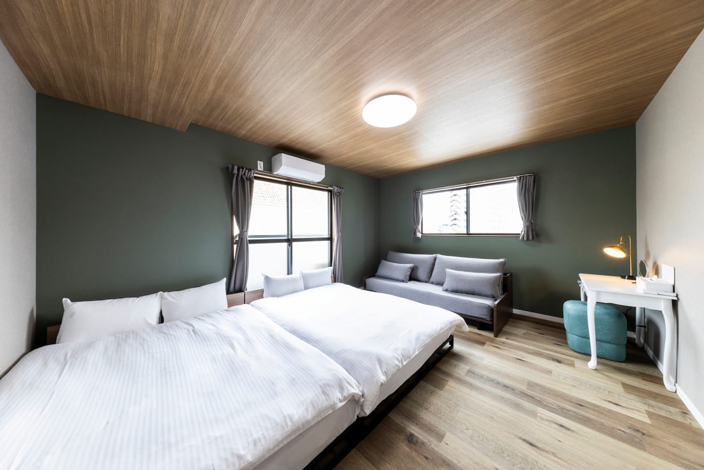 AMP FLAT Tosu Ekimae
